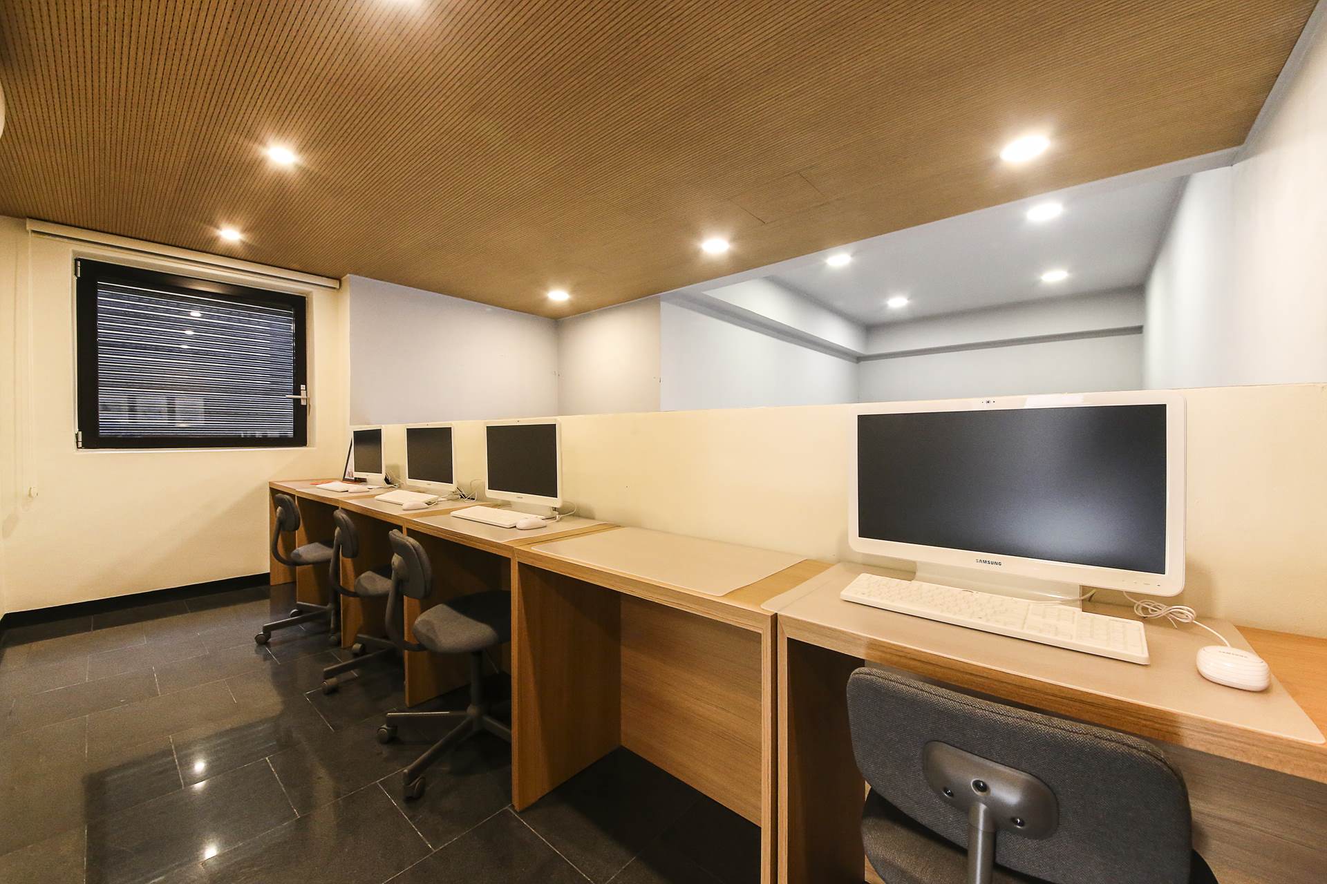 삼척 NS HOSTEL / 