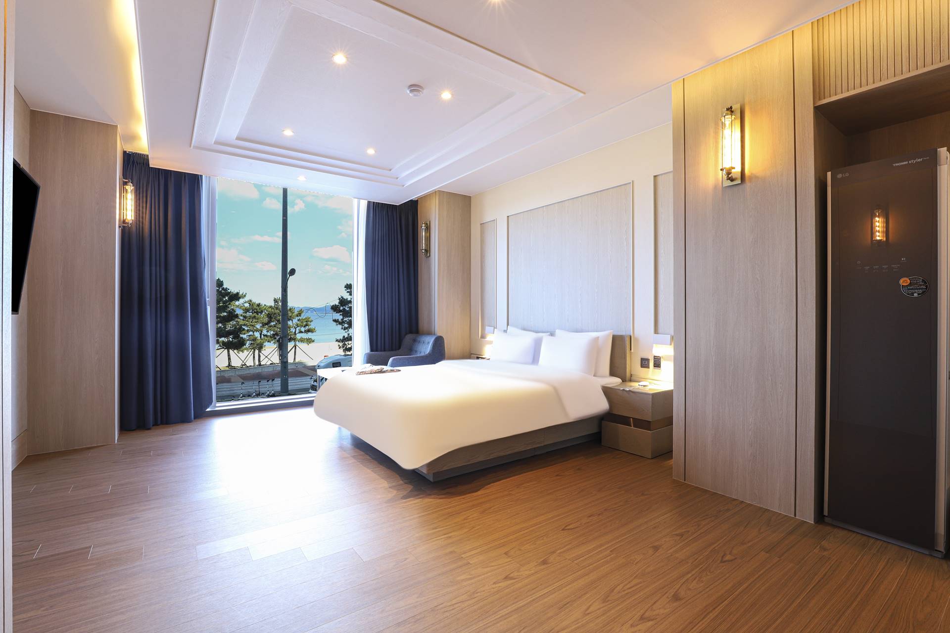 영일대 H-AVENUE HOTEL / 