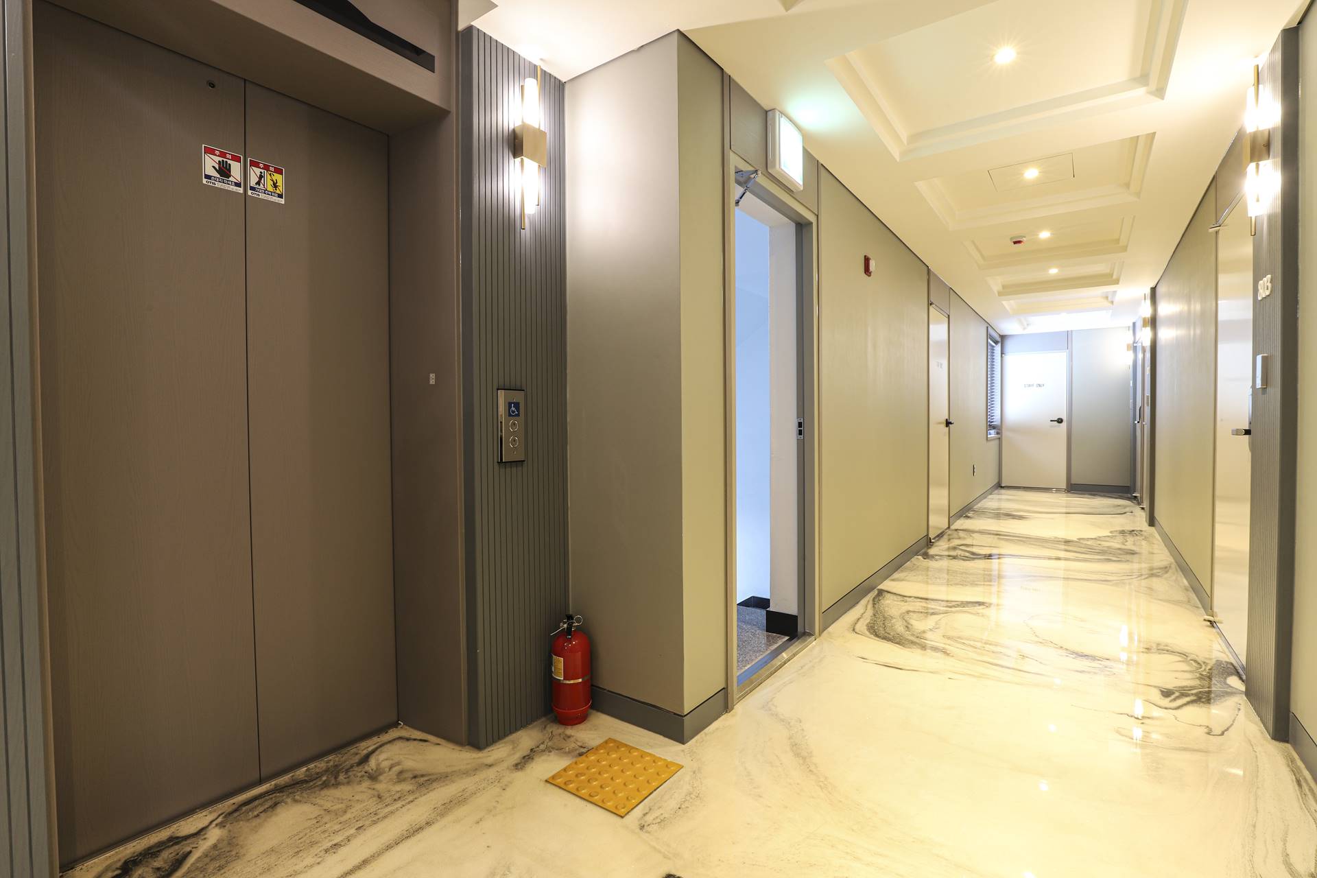 영일대 H-AVENUE HOTEL / 