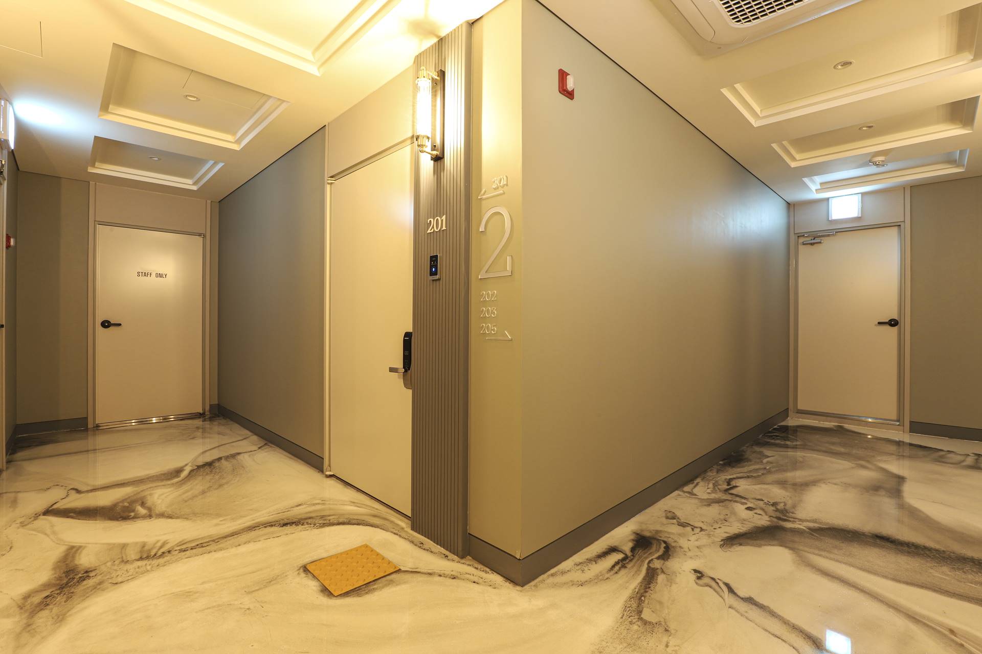 영일대 H-AVENUE HOTEL / 