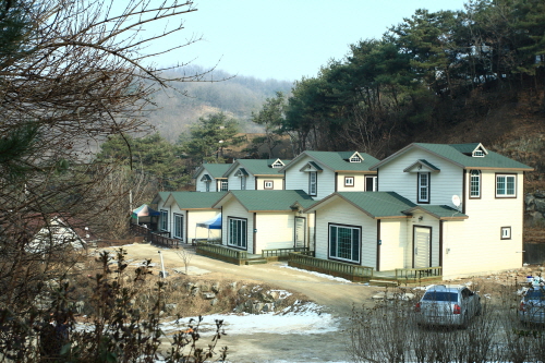 용인 둥지별장 / 