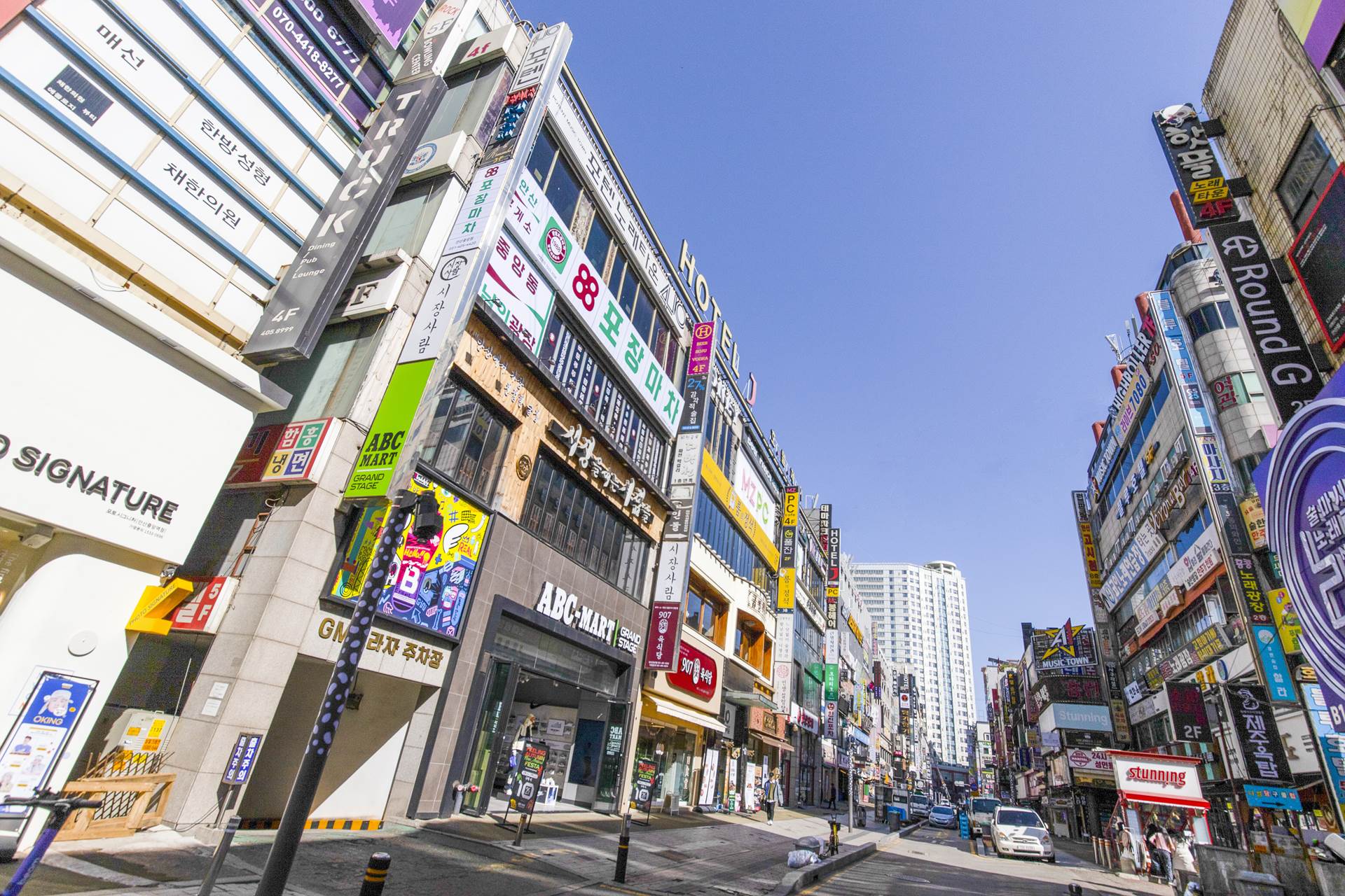 안산 호텔J / 