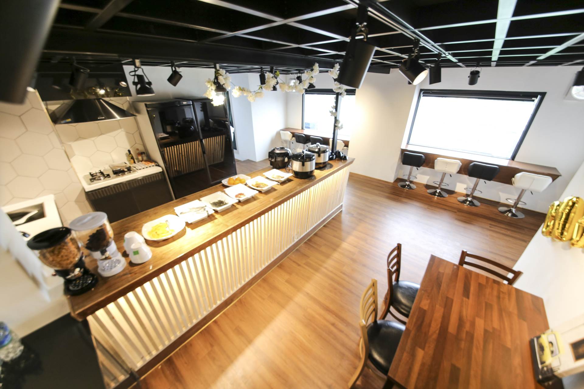 청주 야&자 Hotel / 