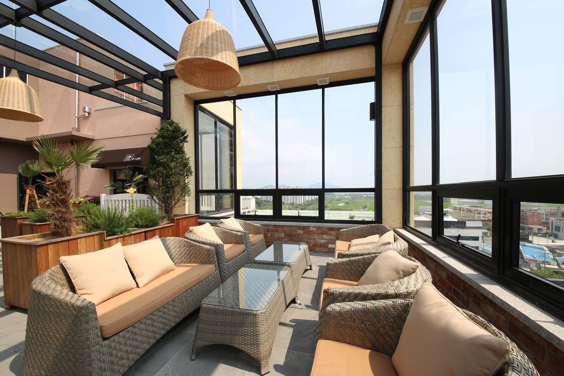 순천 HOTEL 라움 / 