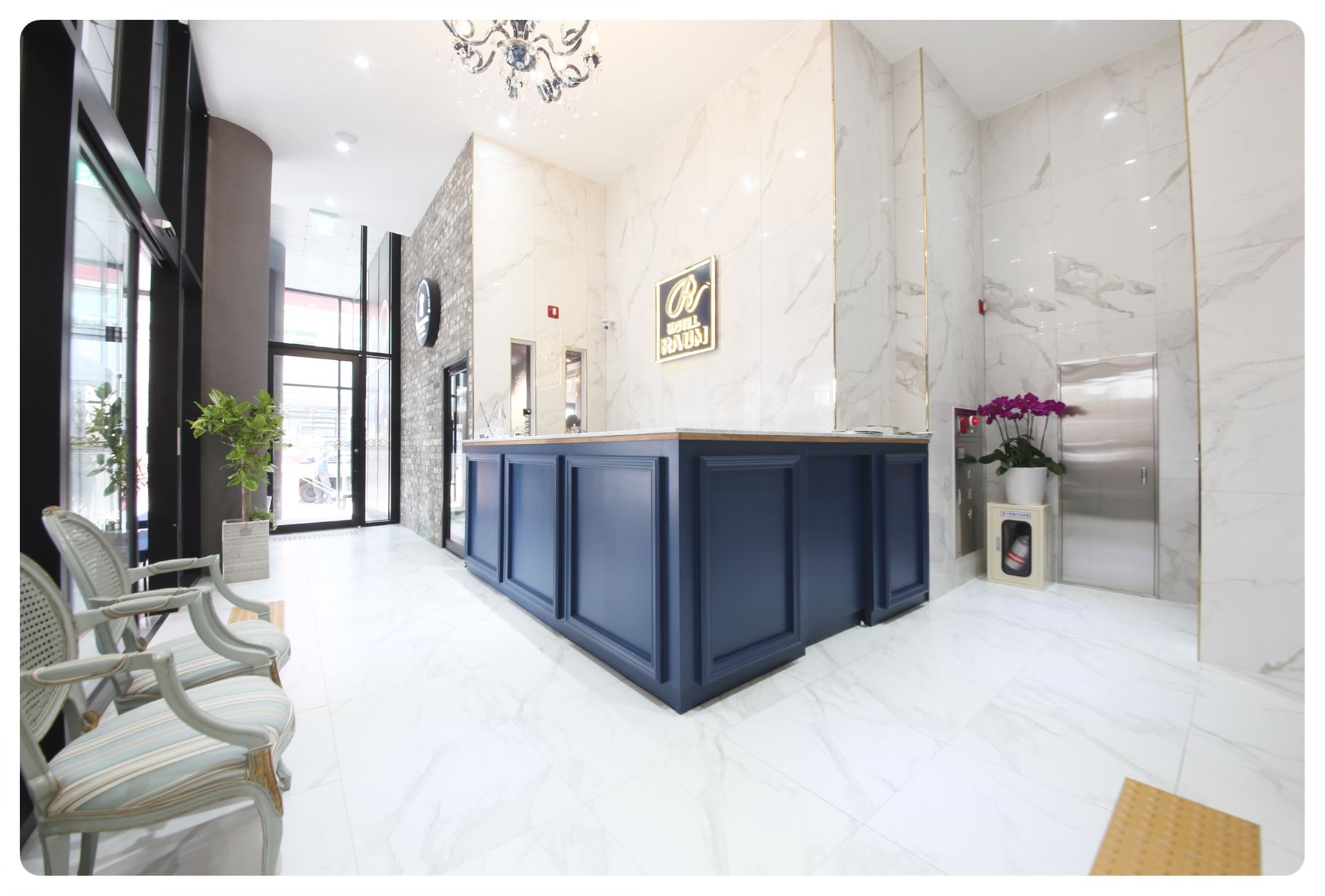 순천 HOTEL 라움 / 