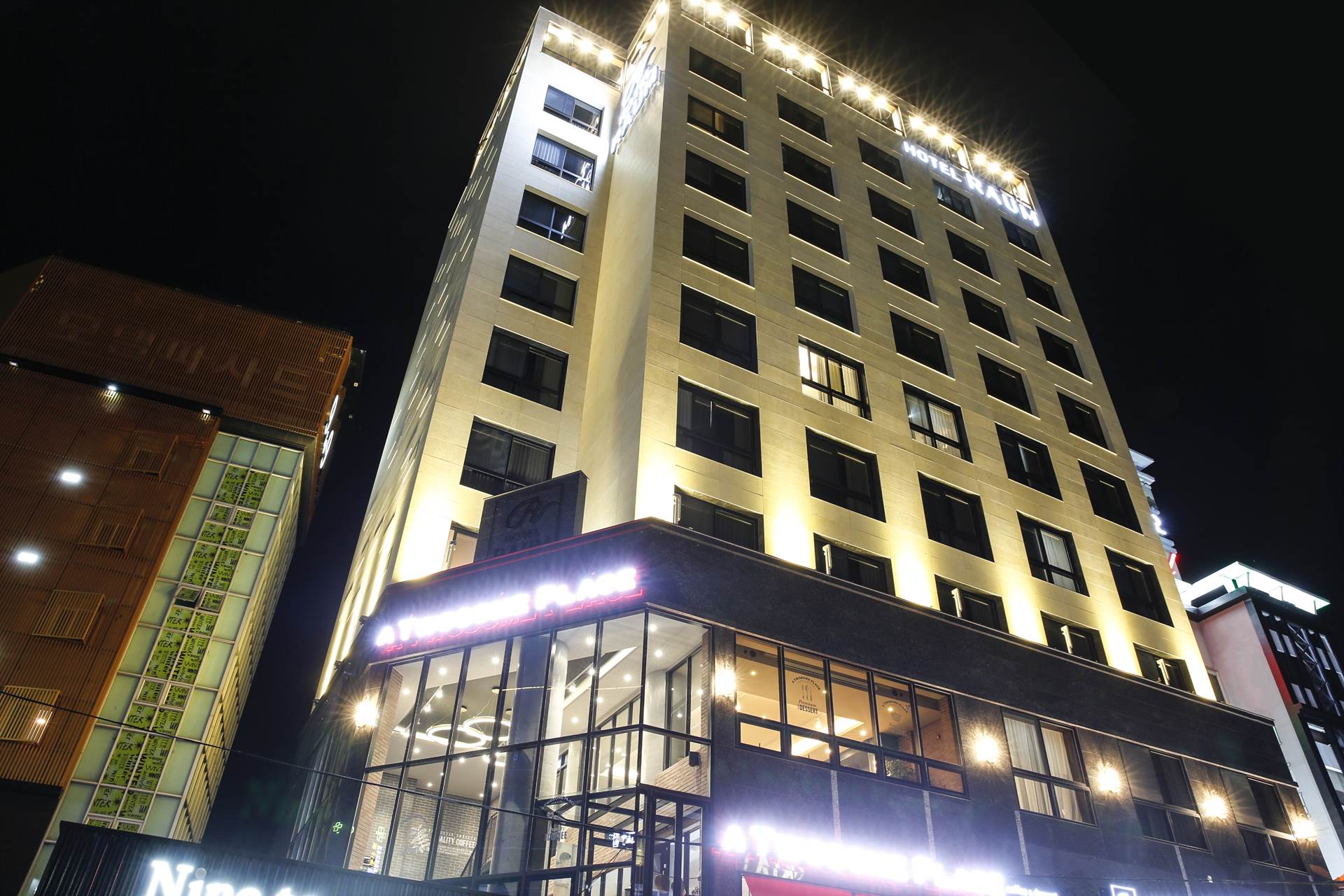 순천 HOTEL 라움 / 