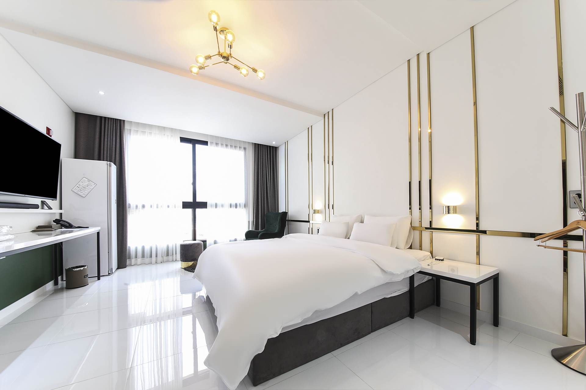 순천 HOTEL 라움 / 
