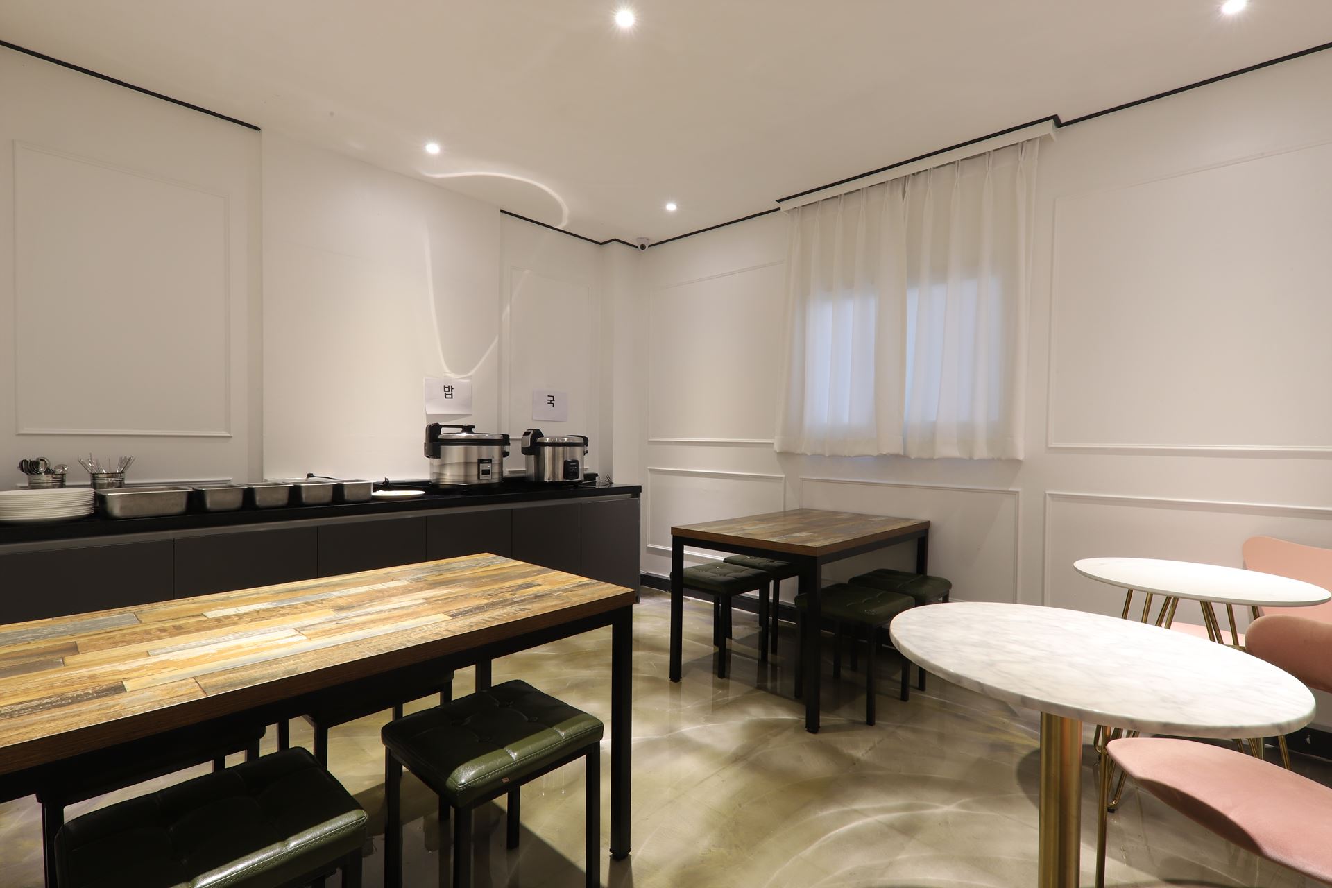 군산 AM HOTEL / 