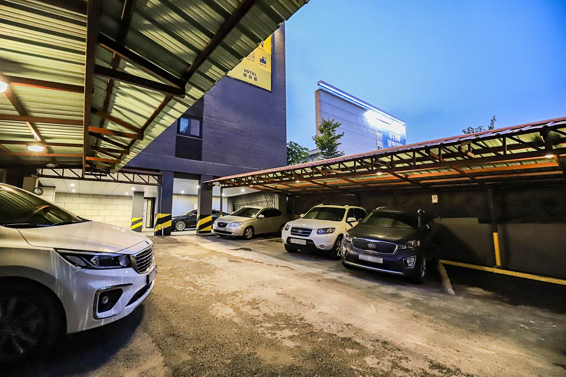 군산 AM HOTEL / 