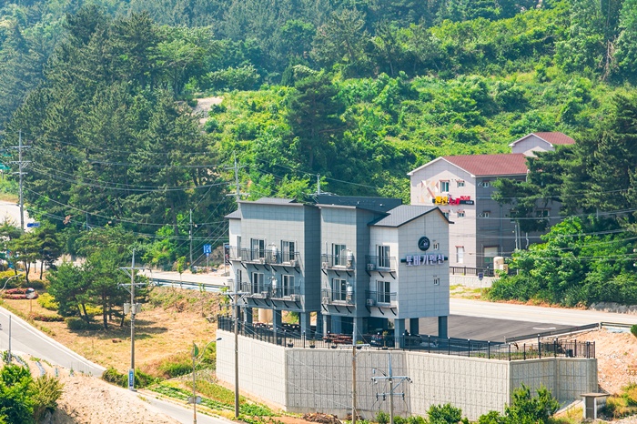 장호또바기펜션 / 