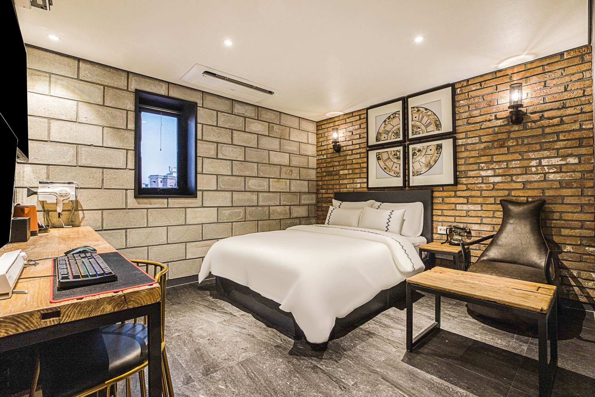 경인교대 Hotel 마리 / 