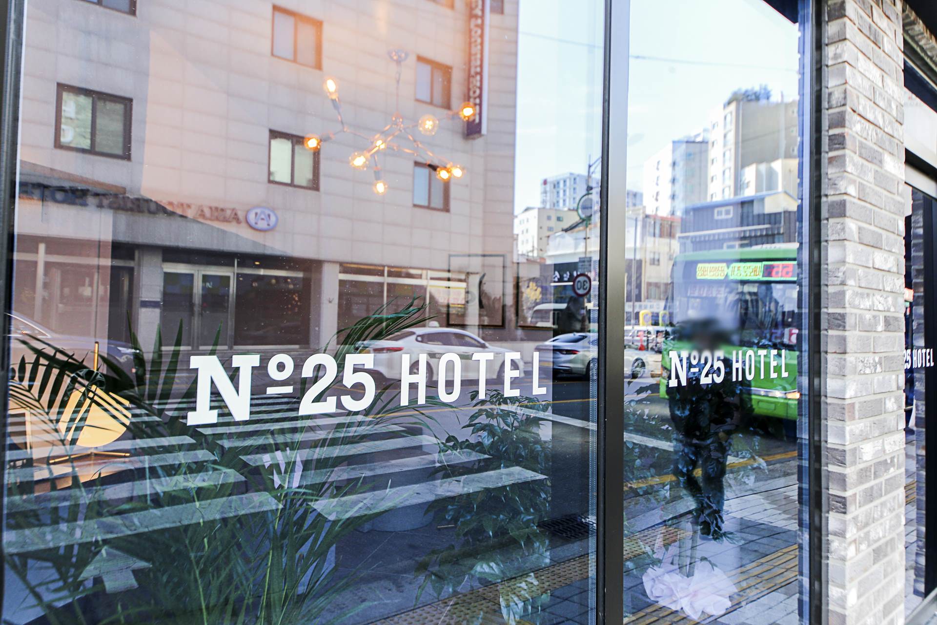 송탄 넘버25 hotel / 