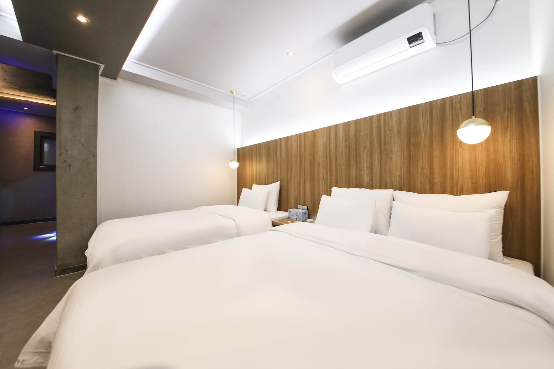 송탄 넘버25 hotel / 