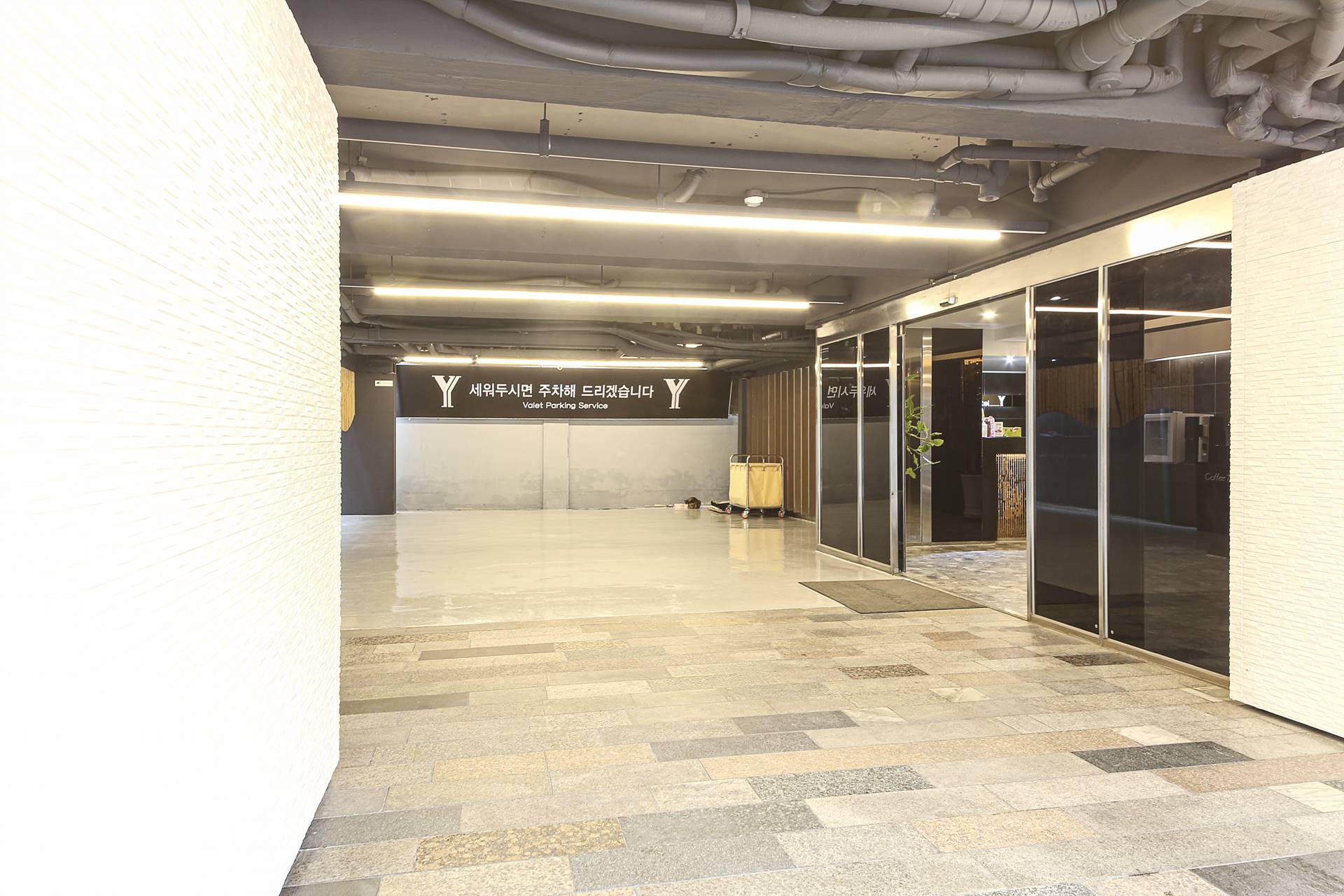 광안리 HOTEL Y / 