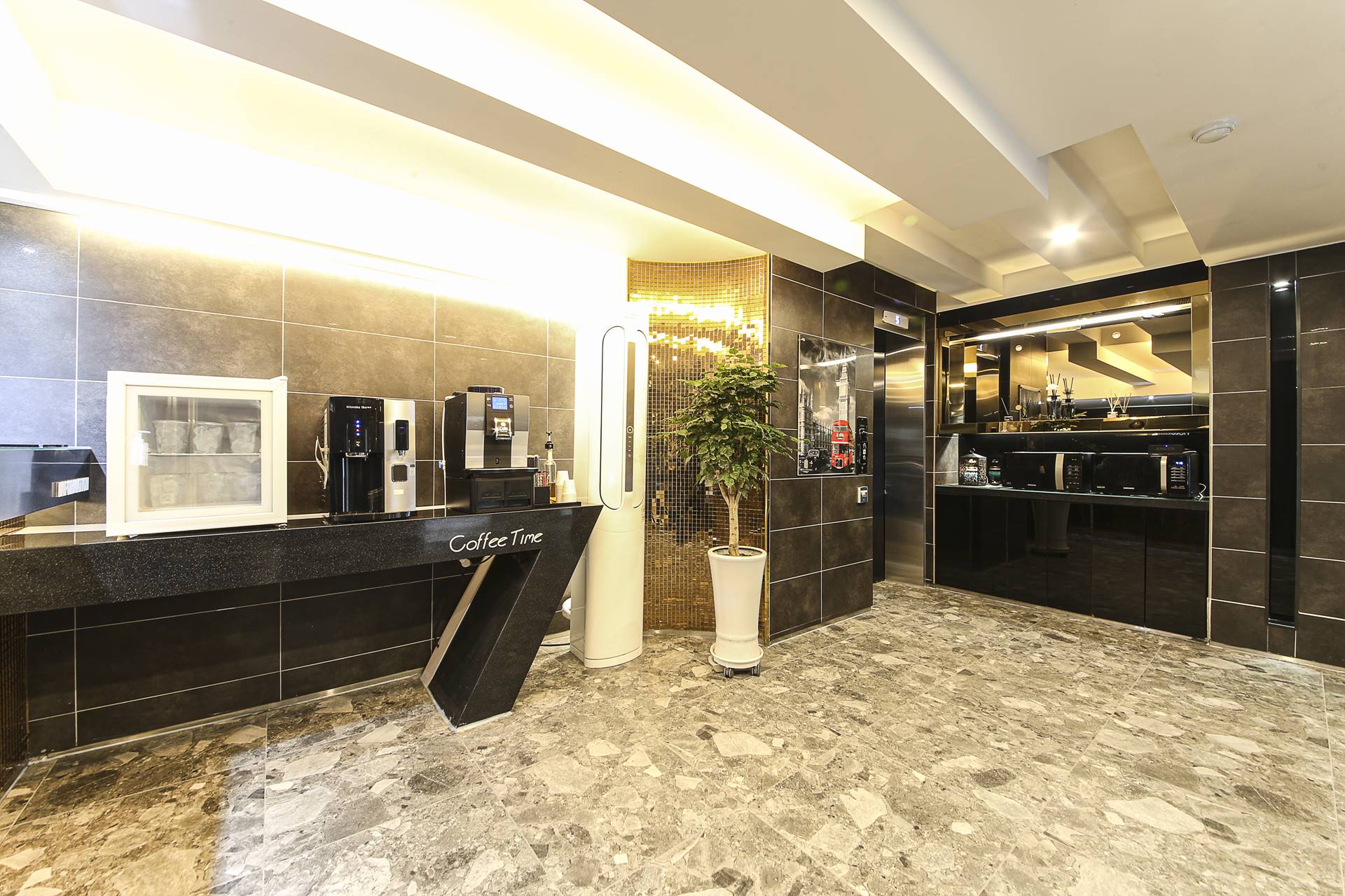 광안리 HOTEL Y / 