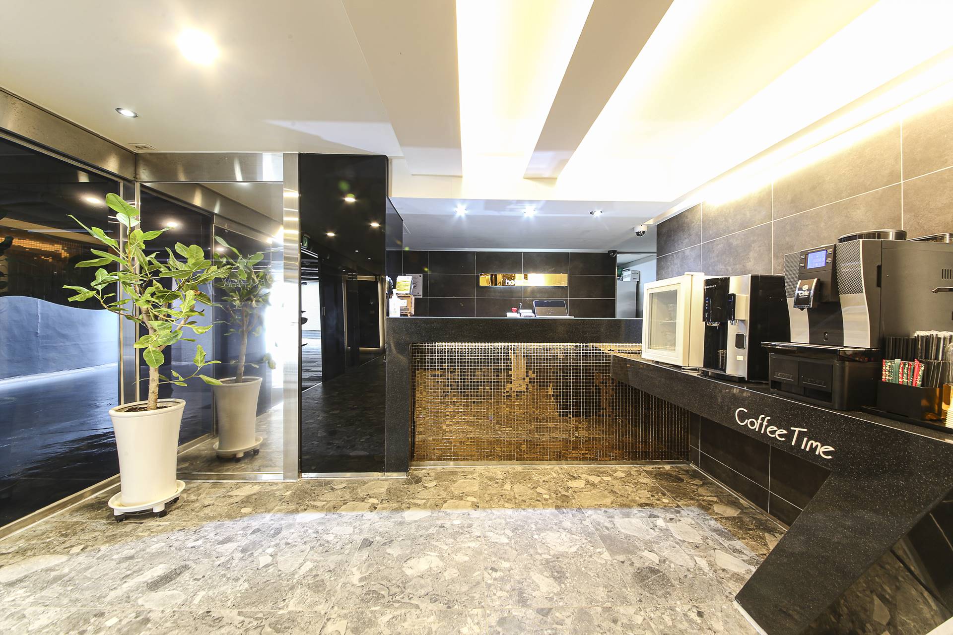 광안리 HOTEL Y / 