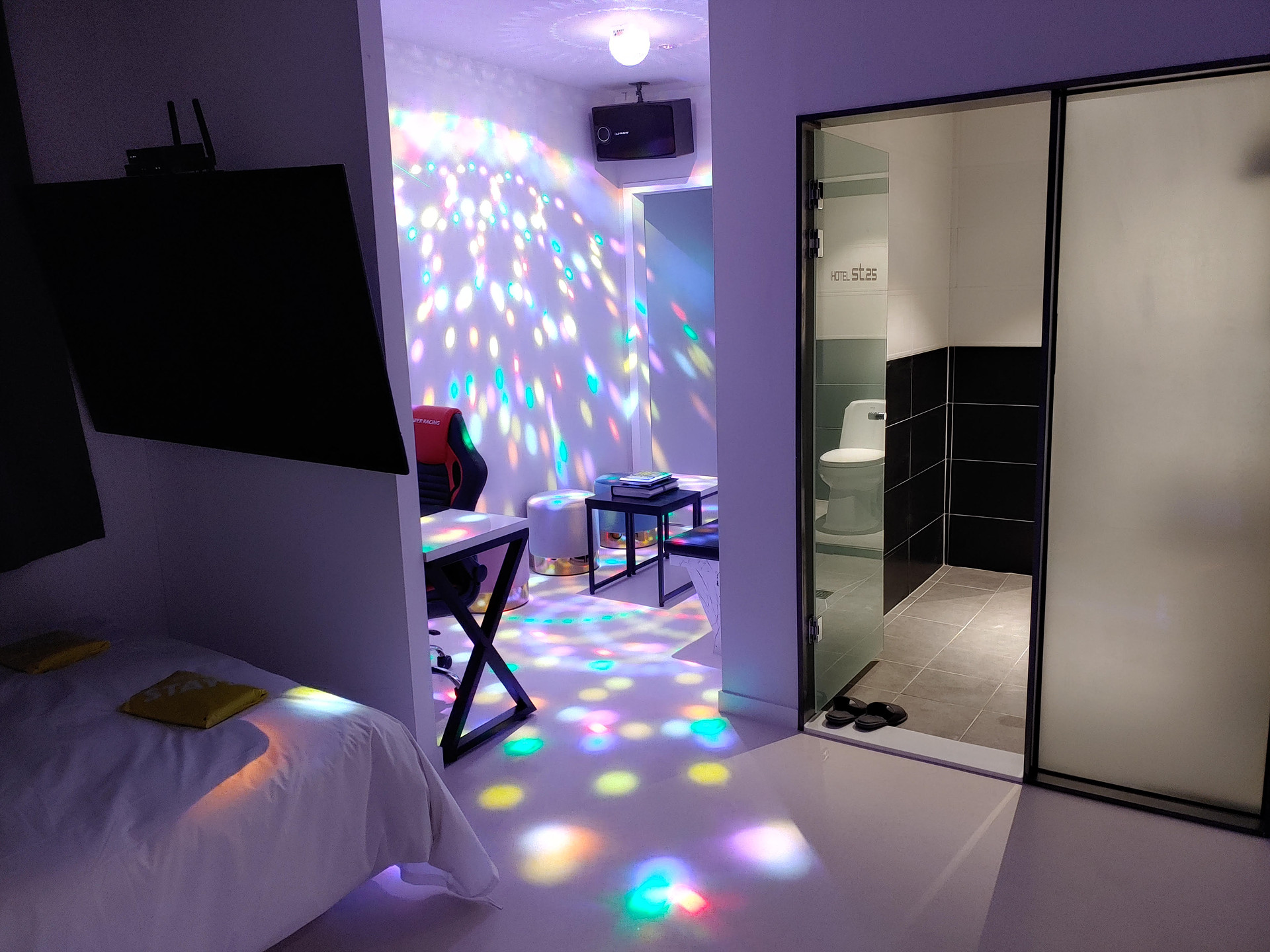 안산 HOTEL st.25 / 