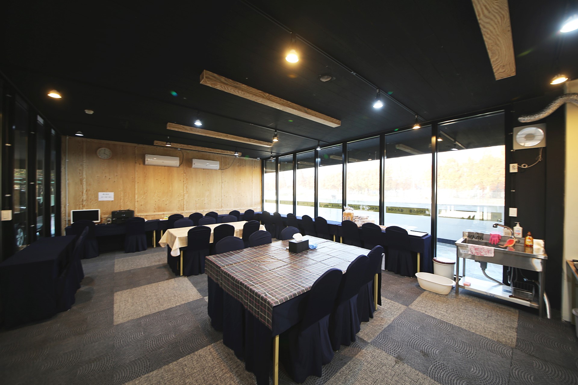 덕산 T 온천 Hotel / 