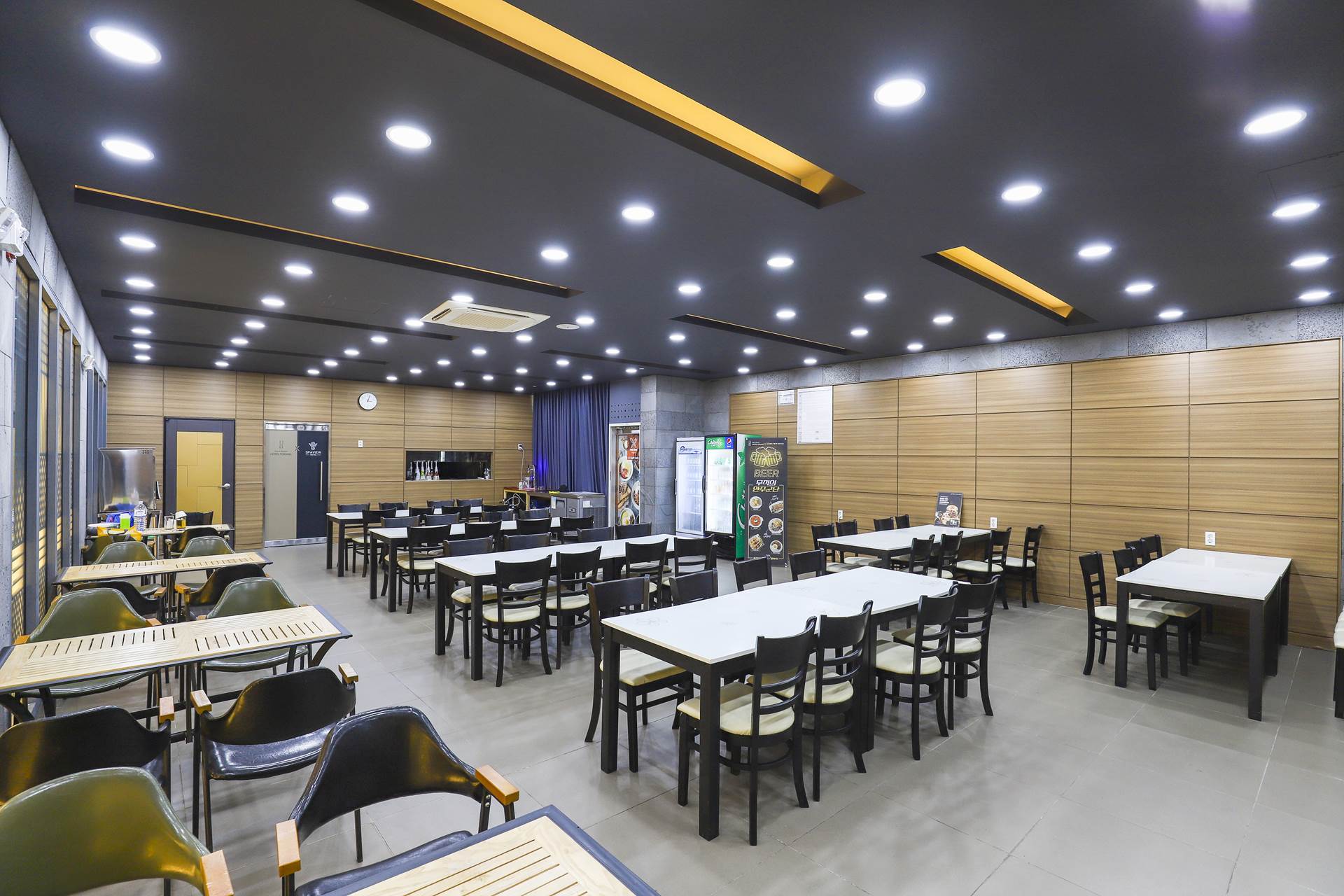 덕산 T 온천 Hotel / 