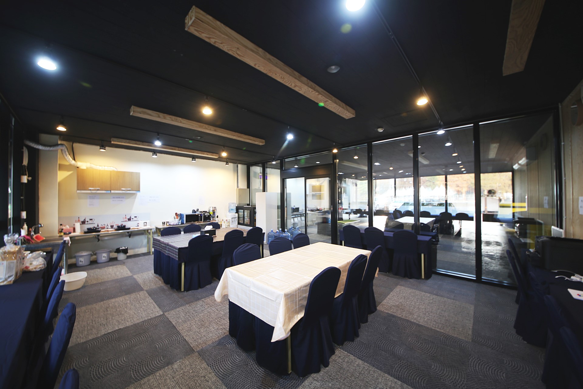 덕산 T 온천 Hotel / 