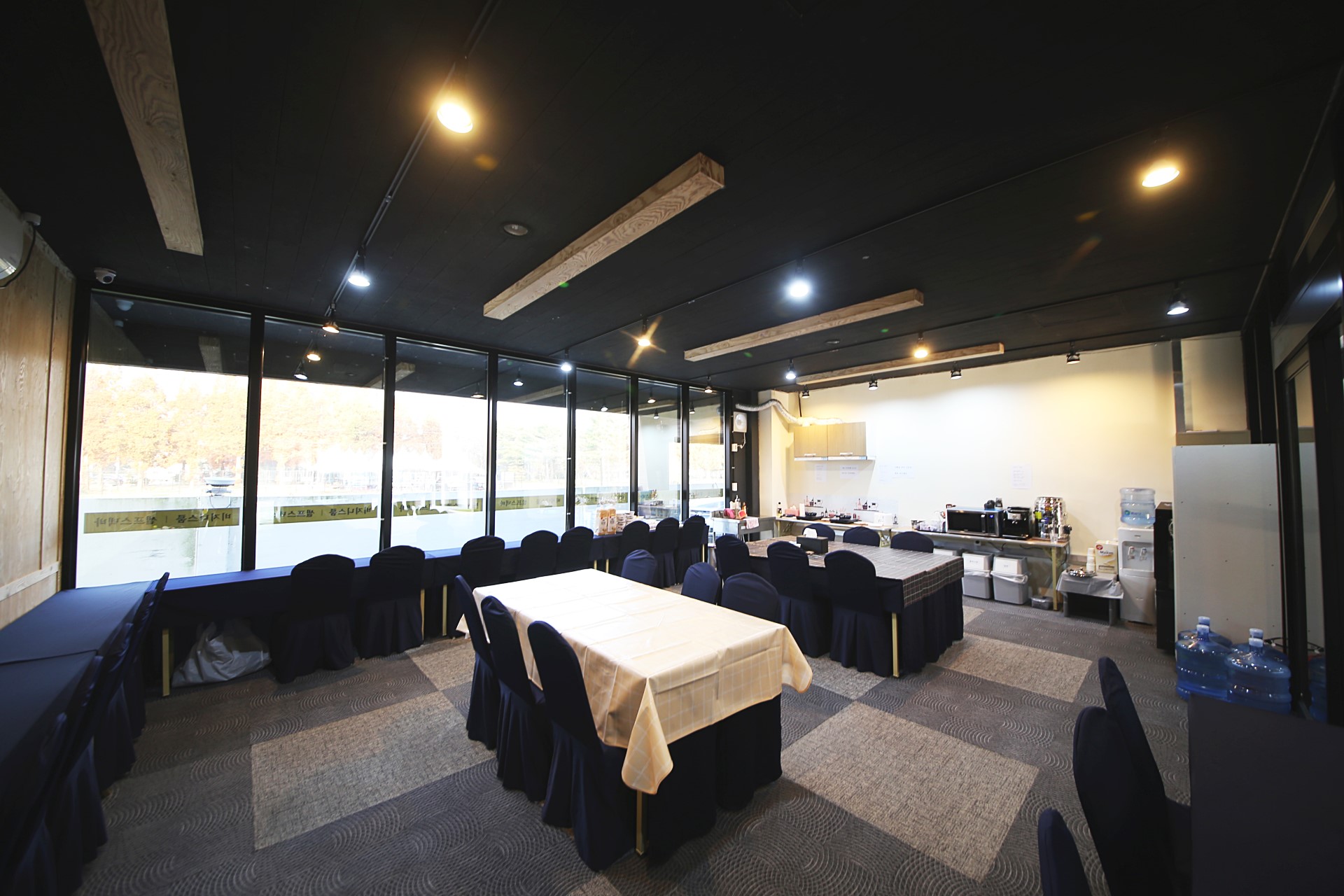 덕산 T 온천 Hotel / 