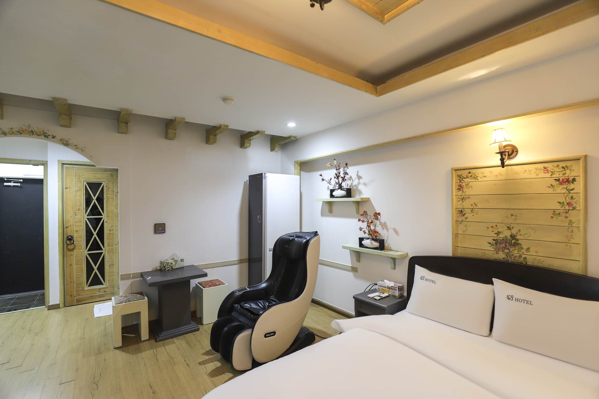 덕산 T 온천 Hotel / 