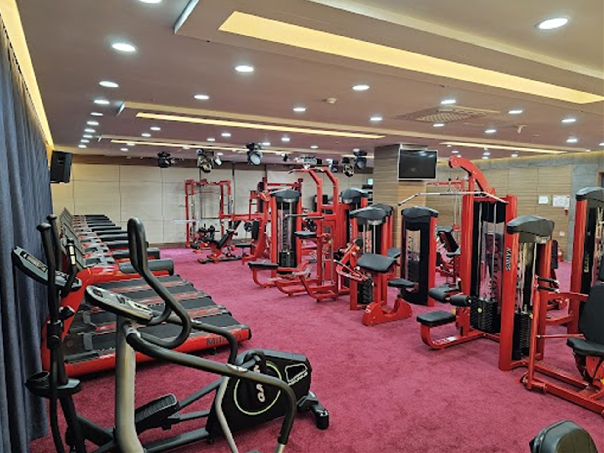 덕산 T 온천 Hotel / 