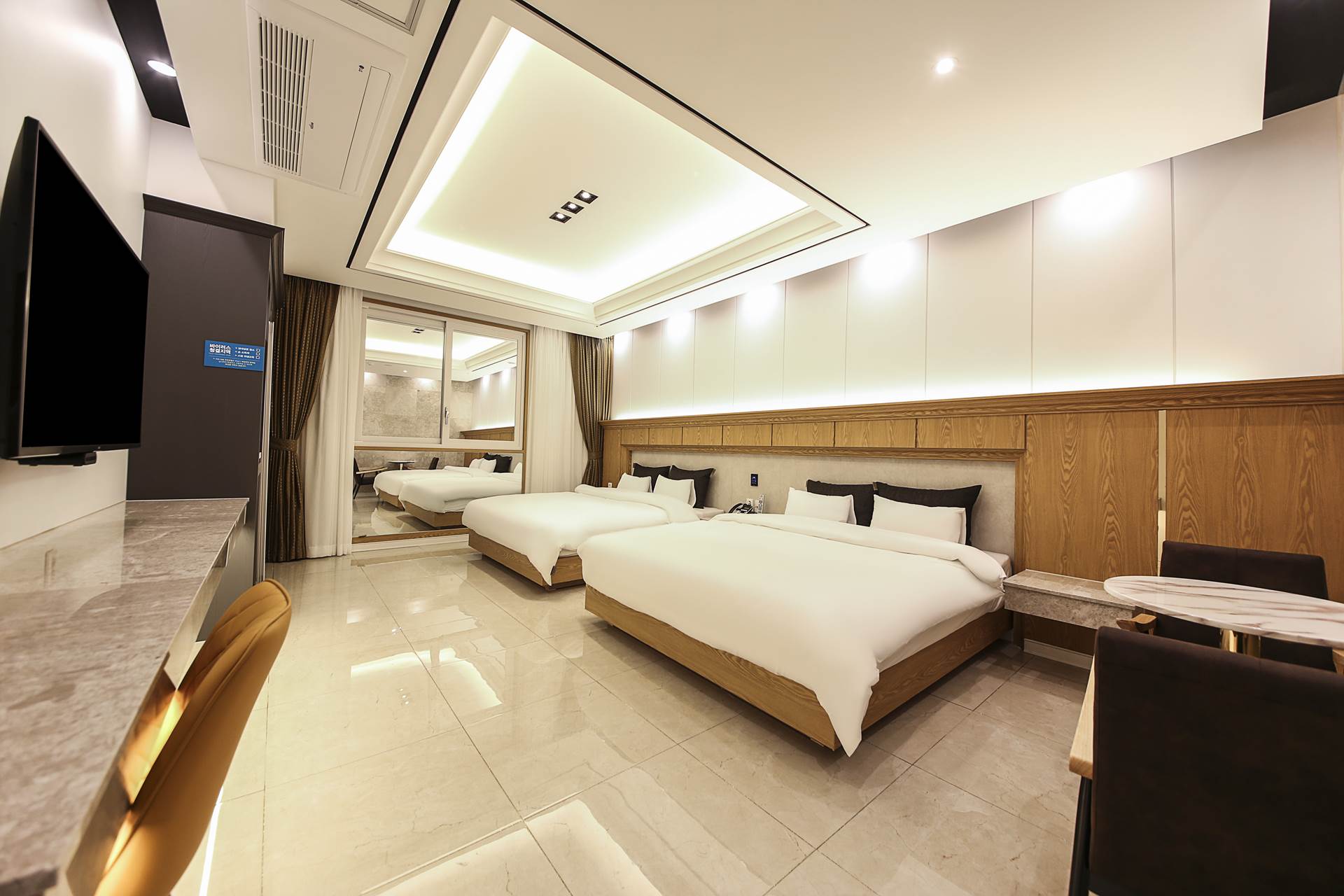 화순 HOTEL 더원 / 