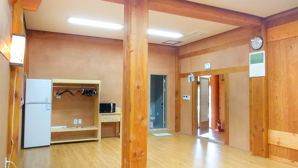 이천 한옥 산수유 사랑채 / 