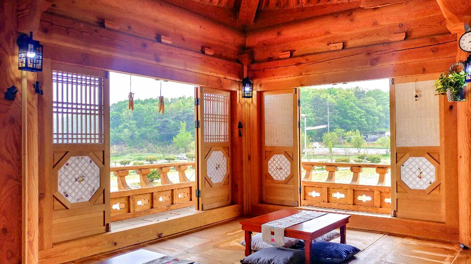 이천 한옥 산수유 사랑채 / 