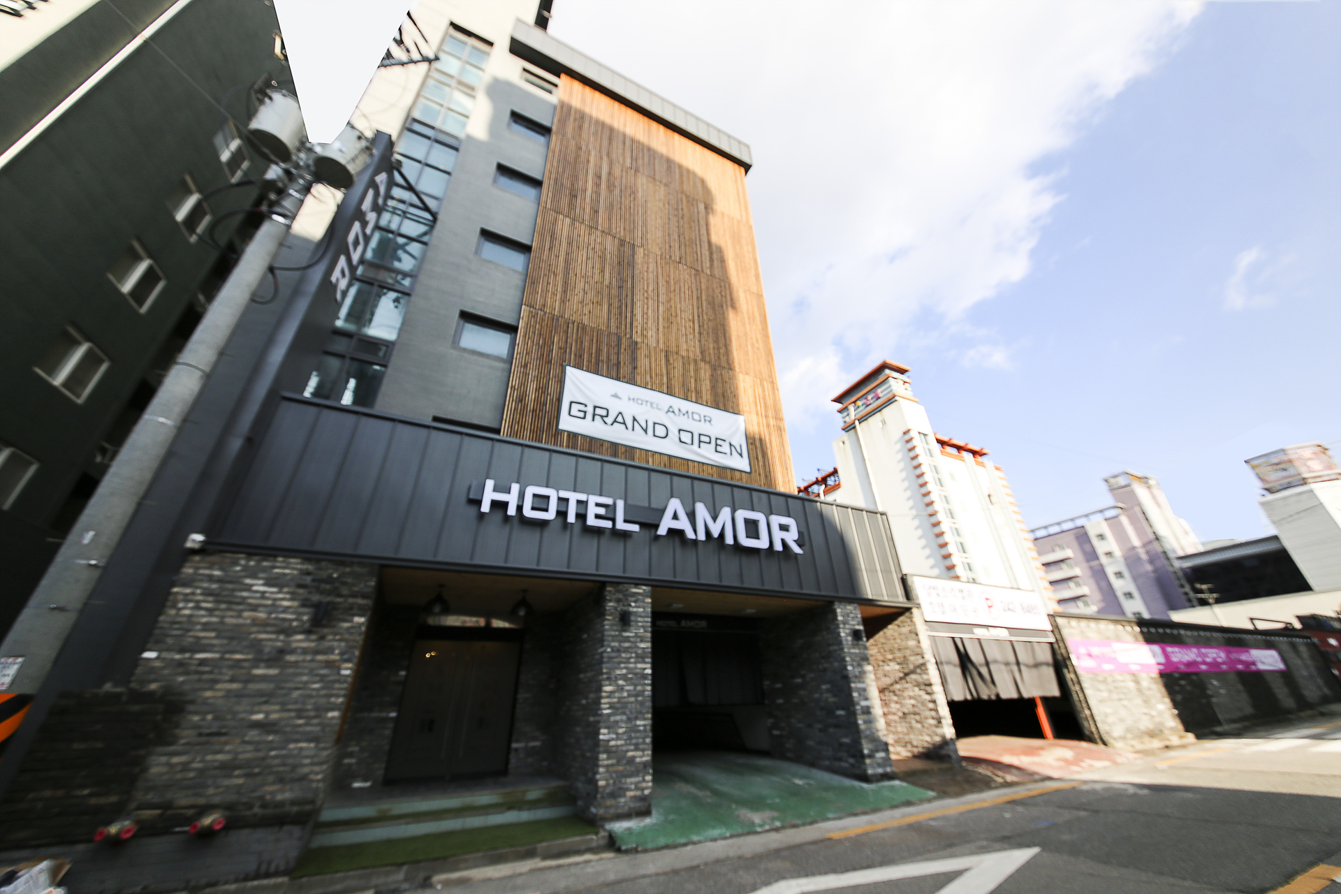 전주 아모르호텔 / 
