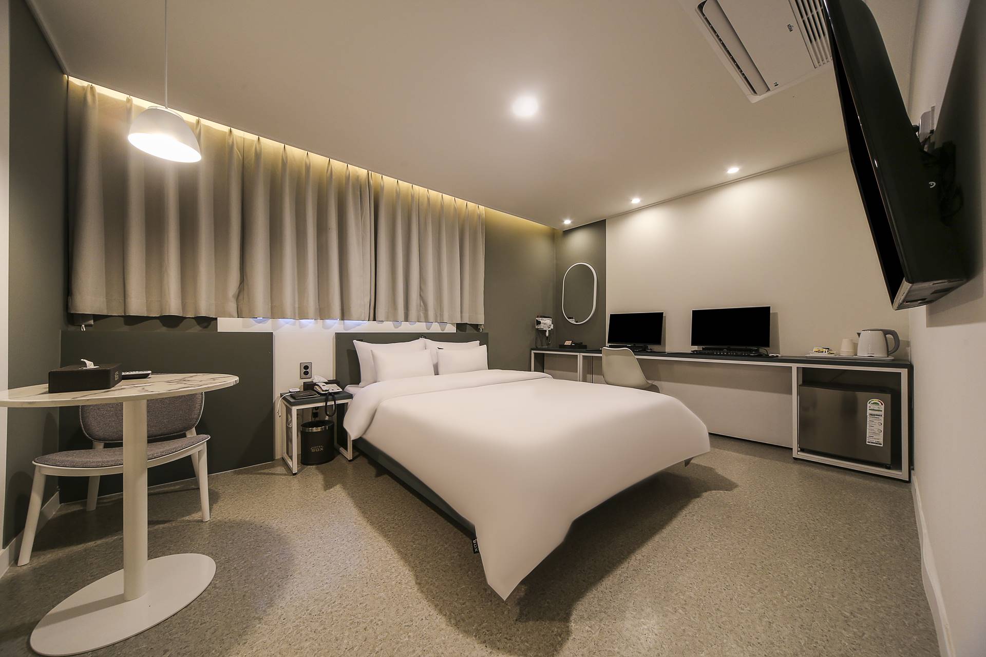 범계 HOTEL BOX / 