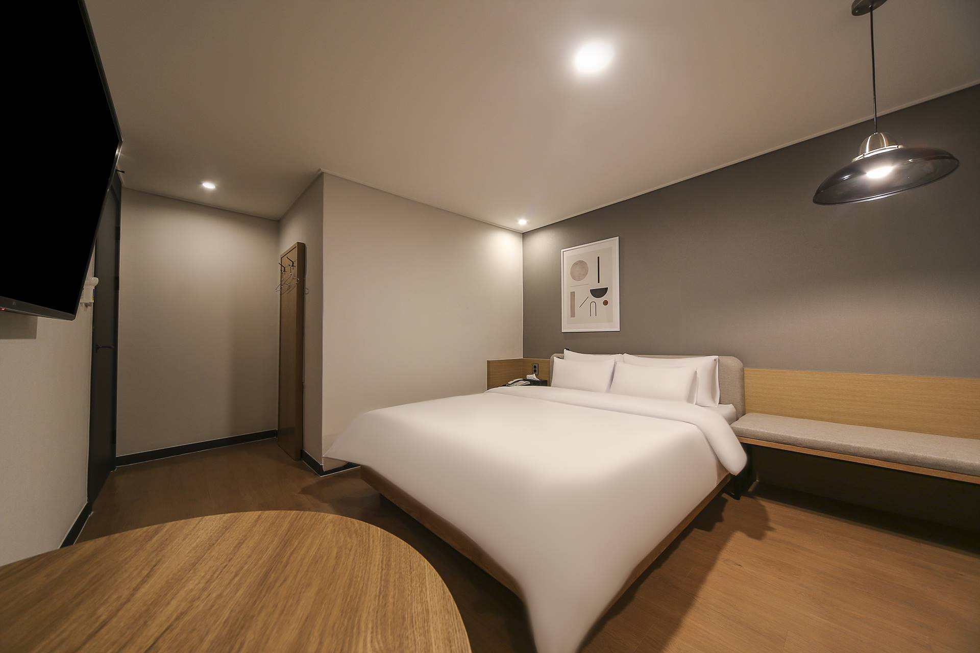 범계 HOTEL BOX / 