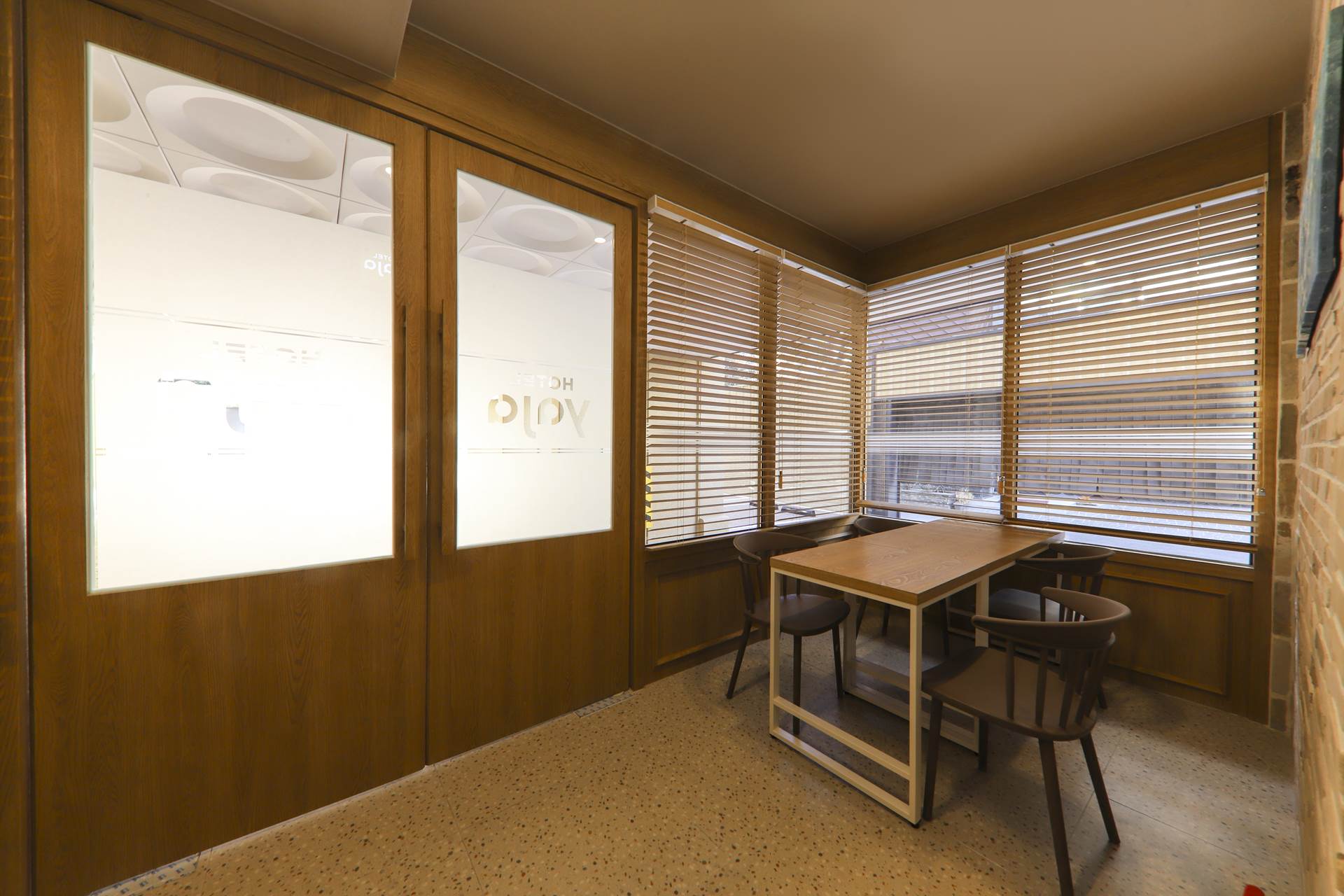 사천 HOTEL YAJA-삼천포항점 / 
