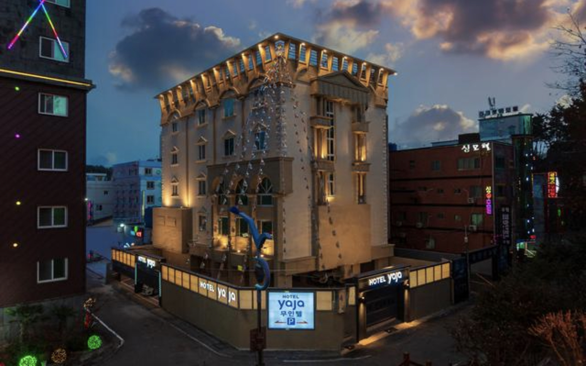 사천 HOTEL YAJA-삼천포항점 / 