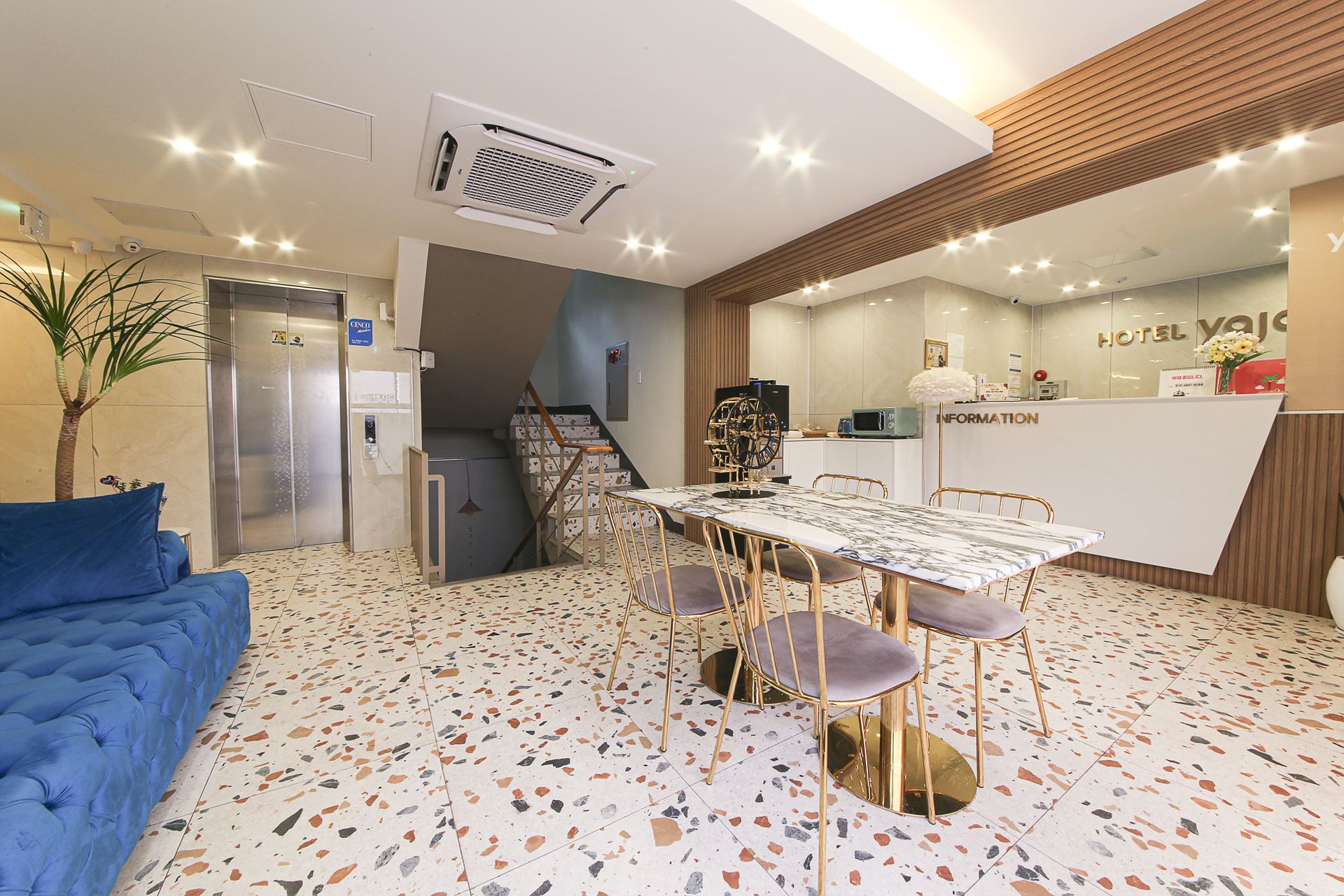 광주 HOTEL yaja-무등산점 / 