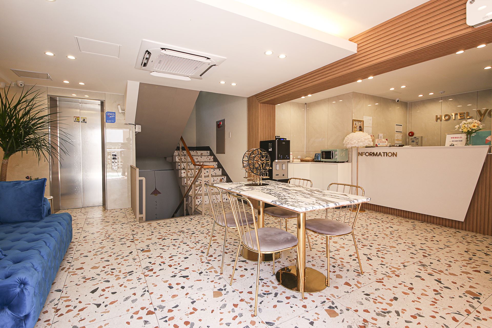 광주 HOTEL yaja-무등산점 / 
