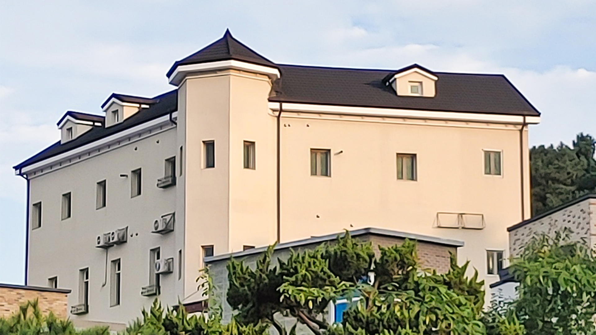 춘천 더캐슬 호스텔 / 