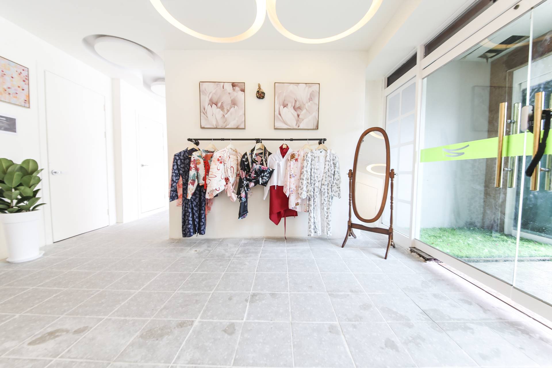 아산 신정호 스테이 호텔 / 