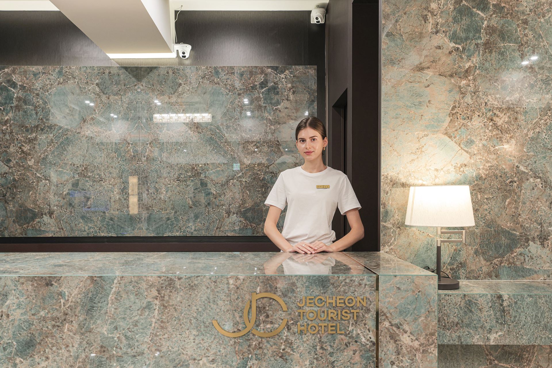 제천 JC HOTEL / 