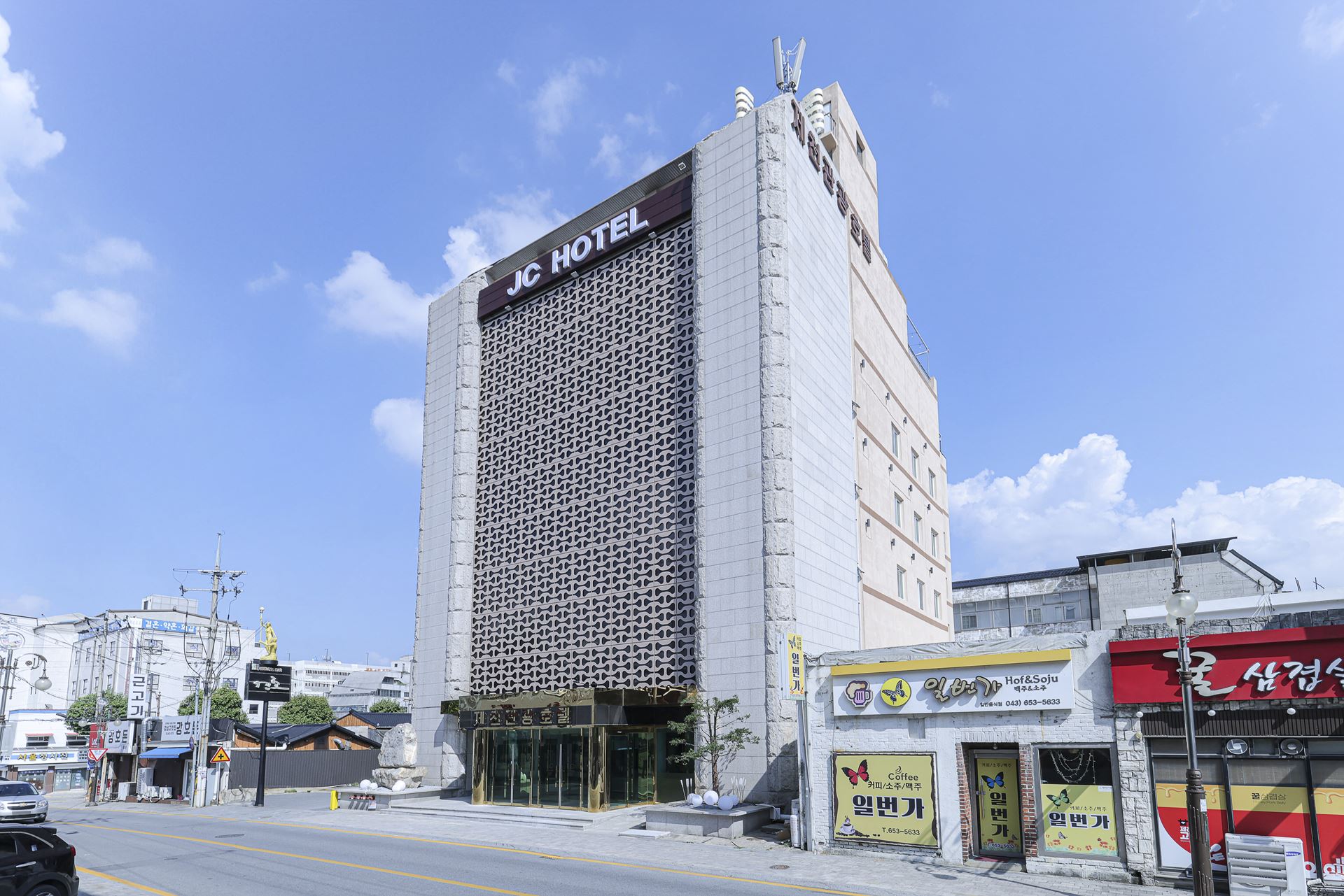 제천 JC HOTEL / 