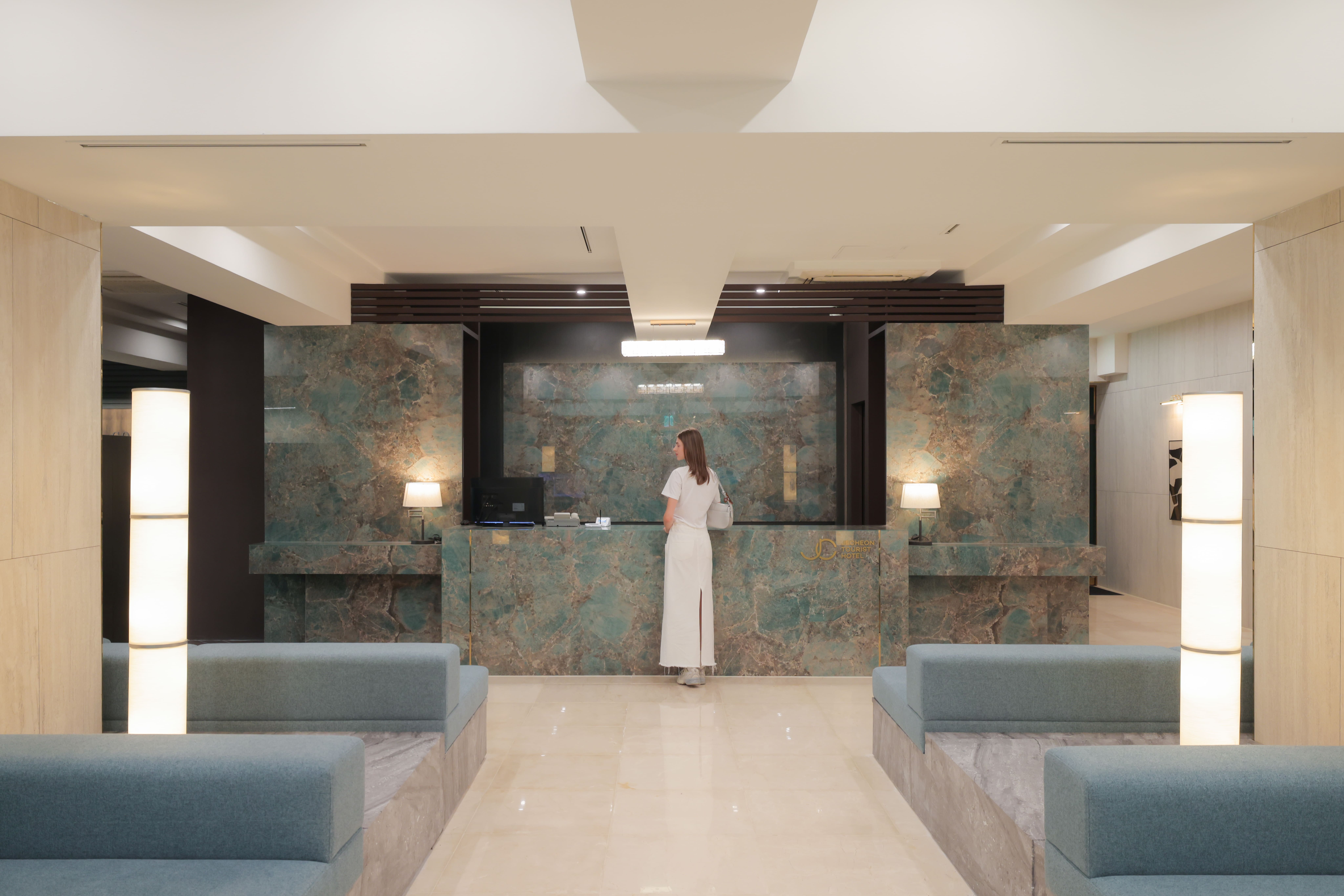 제천 JC HOTEL / 