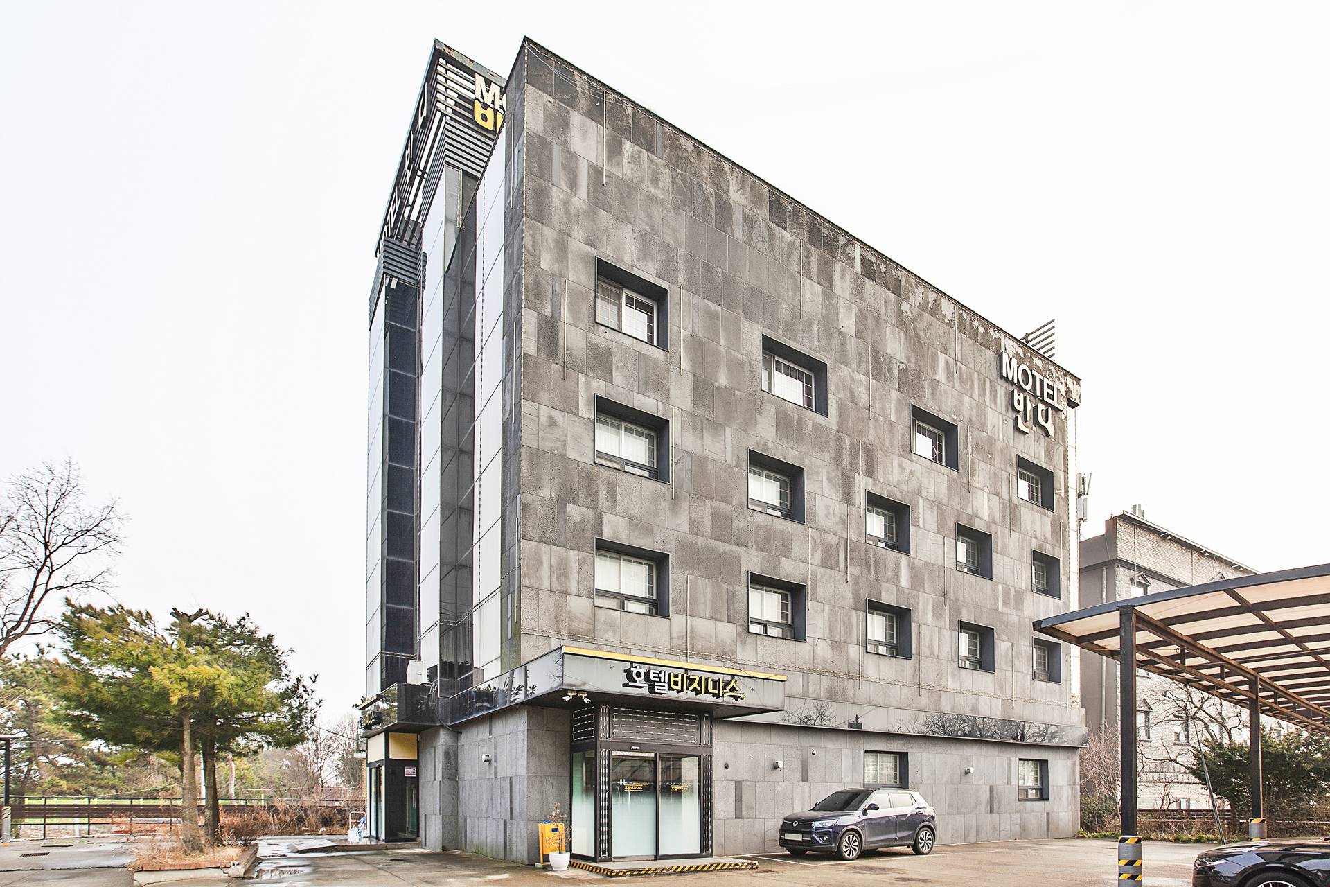 영흥도 호텔 비즈니스 / 
