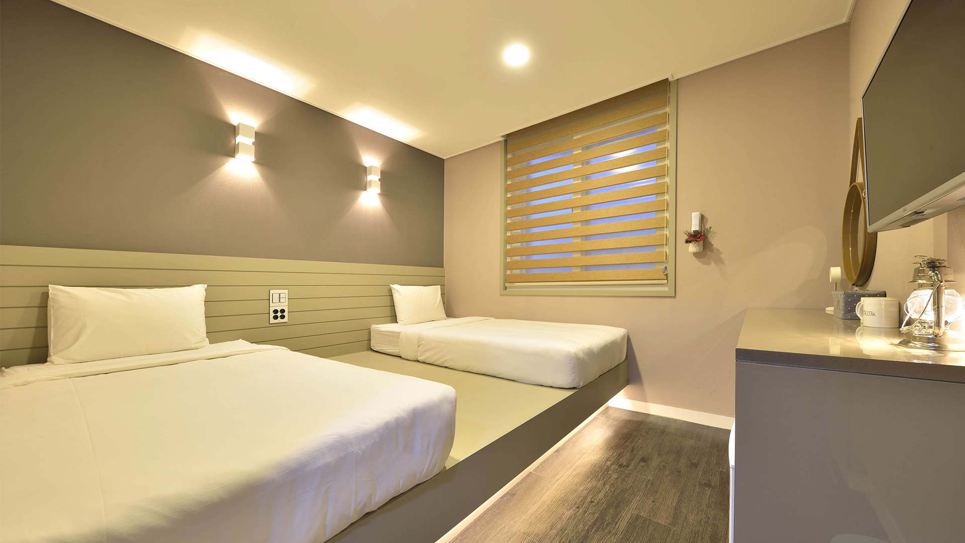 위드유 비즈니스호텔 /