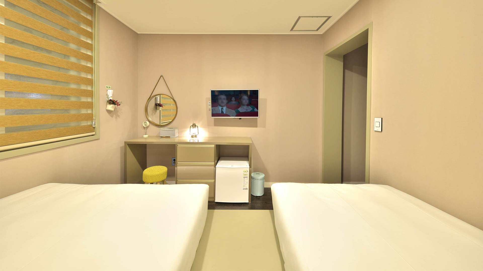 위드유 비즈니스호텔 /