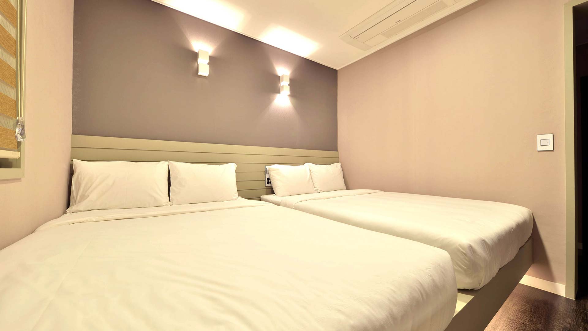 위드유 비즈니스호텔 /