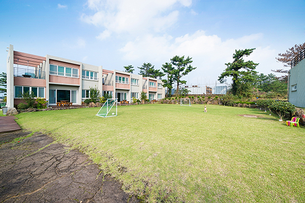 제주 낭빌레 펜션 / 