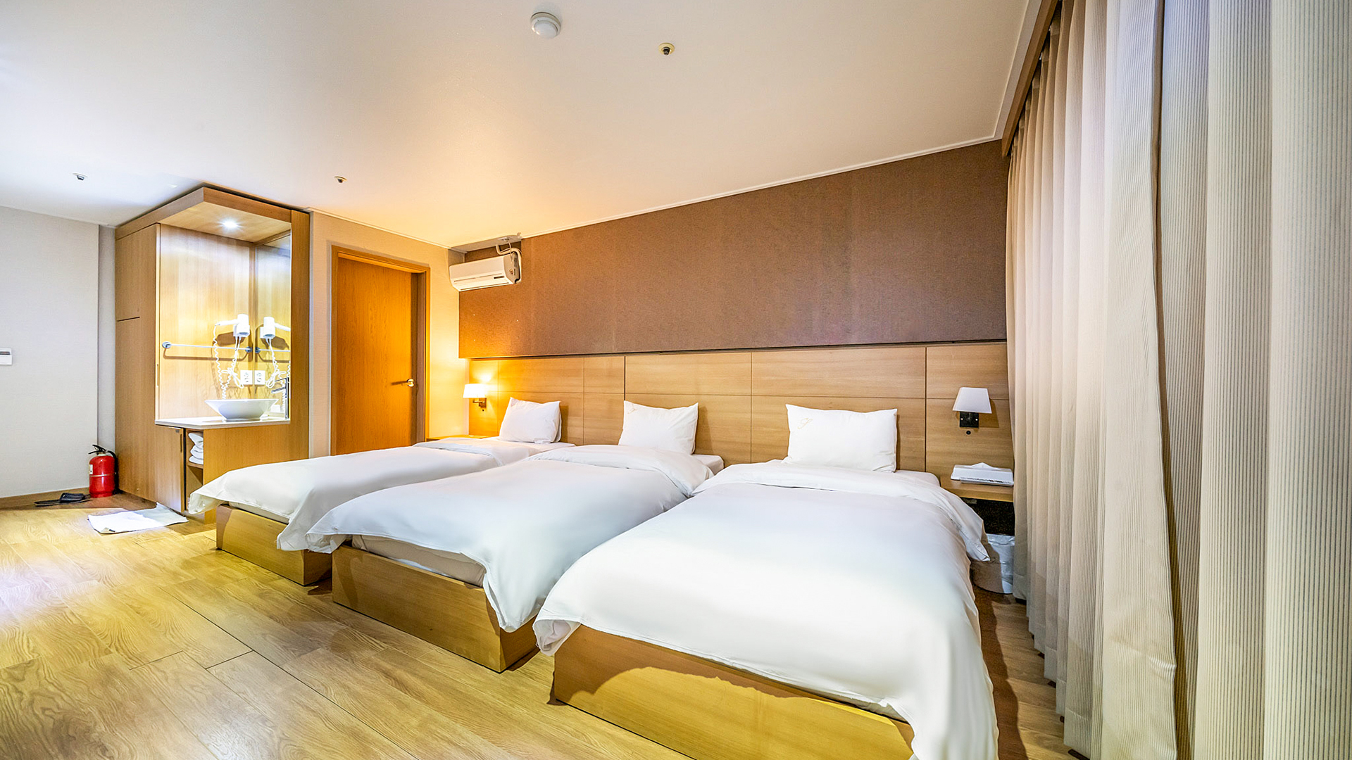 인천 월미도 스텔라마리스호텔 /