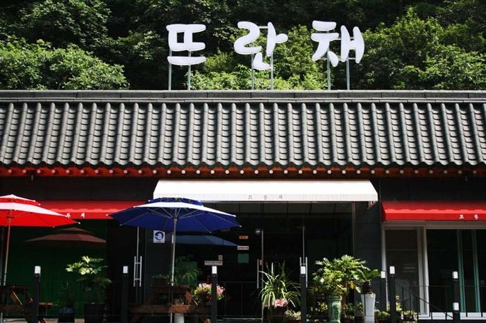 순창강천산캠핑리조트 / 