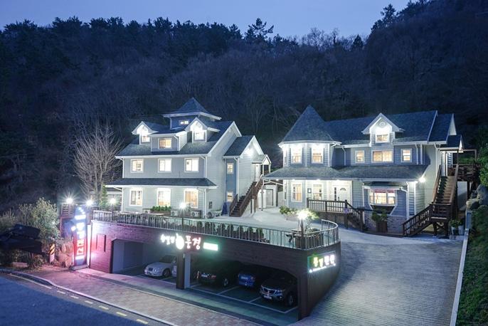 여수 향일암풍경펜션 / 